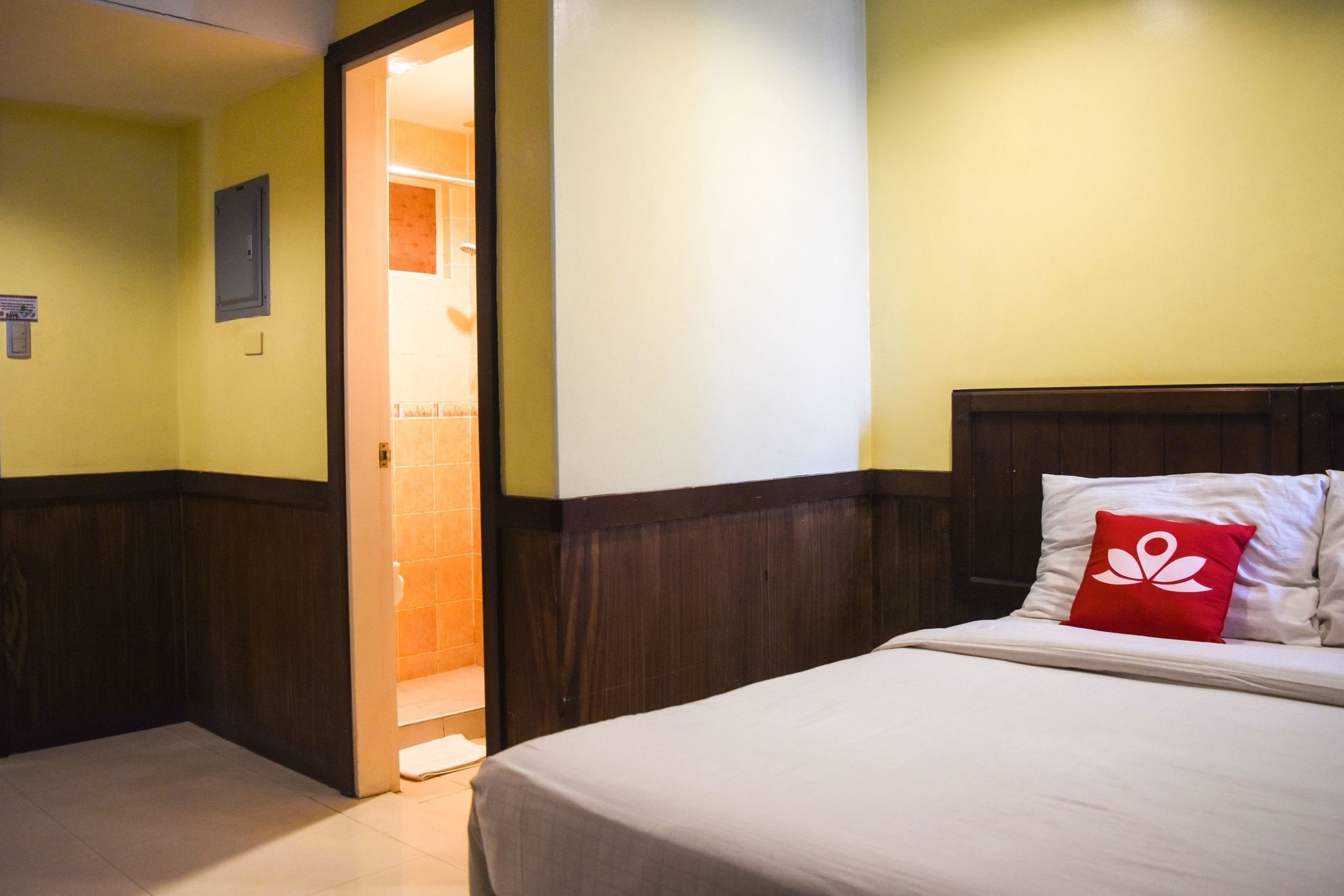 ZEN Rooms Roxas Avenue Davao City Buitenkant foto